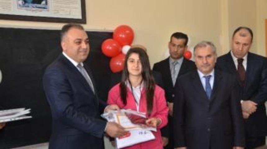 Mersin&rsquo;de 373 Bin &Ouml;ğrenci Karne Aldı