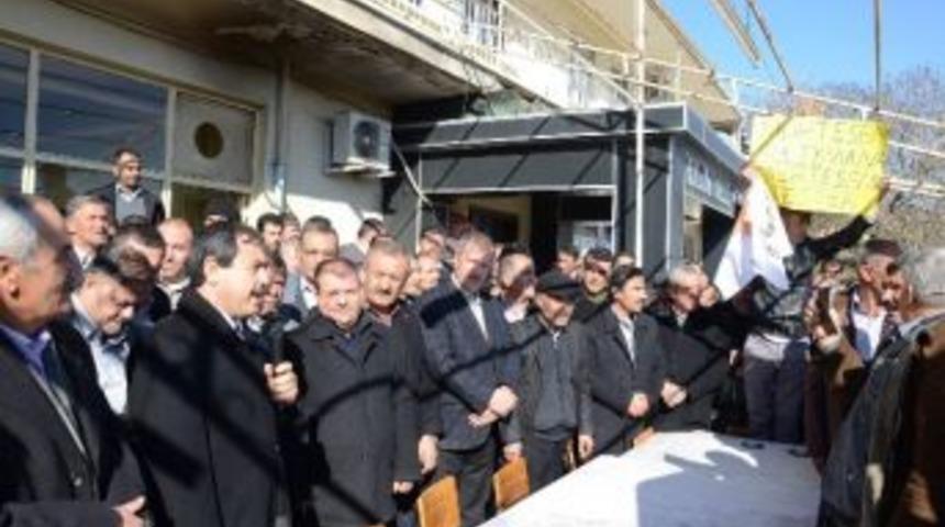 Darende, S&uuml;leyman Eser&rsquo;i G&ouml;rkemli Karşıladı