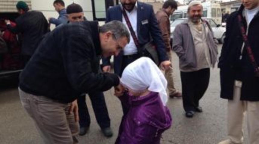 Sorgun&rsquo;da Yılın İlk Umre Kafilesi Kutsal Topraklara Uğurlandı