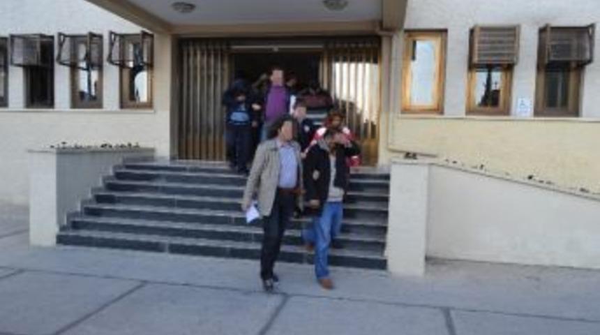 Tarsus&rsquo;ta 10 Kilo Esrar Ele Ge&ccedil;irildi