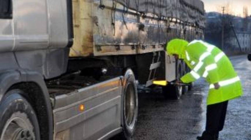 Kayseri’de Trafik Ekipleri Denetimleri Sıklaştırdı