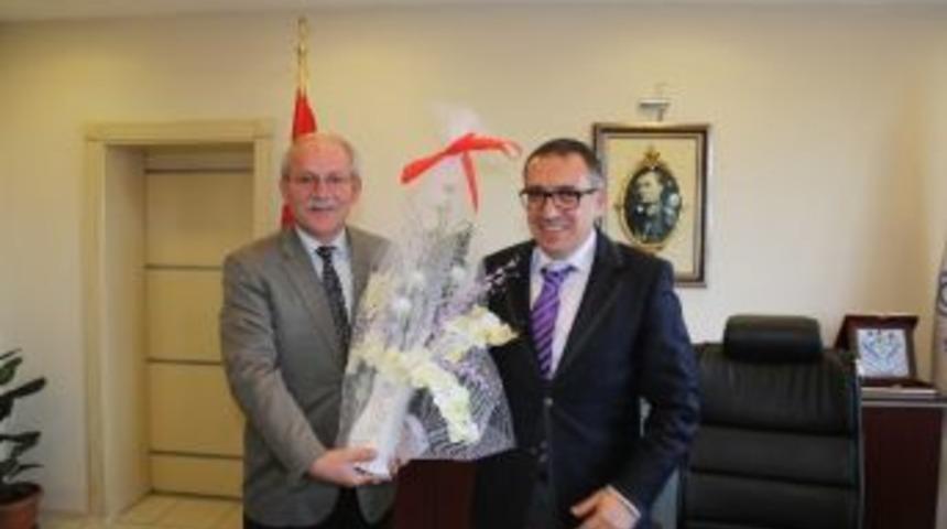 Ayg&uuml;n'den İl &Ouml;zel İdaresi'ne Teşekk&uuml;r Ziyareti