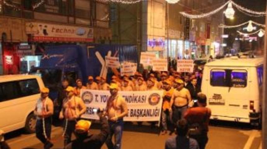 Bilecik&rsquo;te İş&ccedil;ilerden Yarı &Ccedil;ıplak Eylem