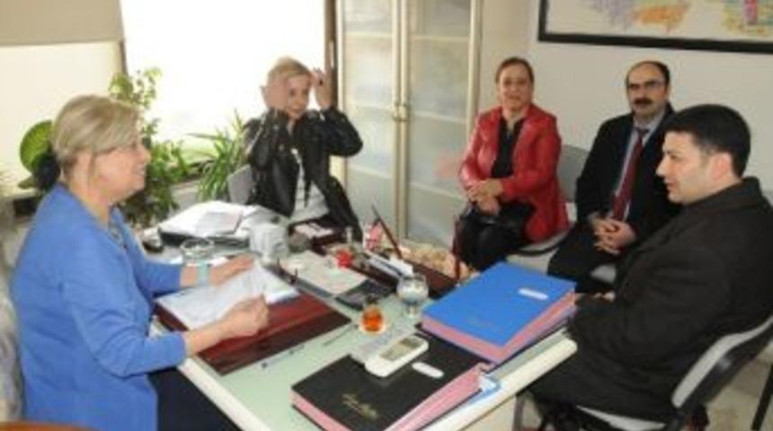 Belediye Başkan Yardımcısı Ustamehmetoğlu&rsquo;na Teşekk&uuml;r Ziyareti