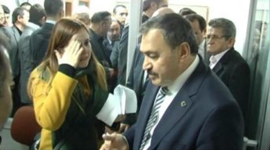 Bakan Eroğlu&rsquo;ndan G&ouml;zyaşları İ&ccedil;erisinde &lsquo;eş Durumundan Tayin&rsquo; İstedi