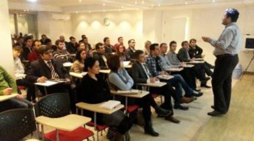 Uşaklı Girişimcilere &ldquo;finansa Erişim Danışmanlığı&rdquo; Eğitimi Verildi