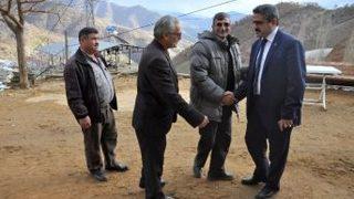 Başkan Alıcık, Karahallı Köyü Yayla Mahallesi'ni Ziyaret Etti