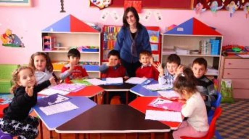 Miniklerin Karne Sevinci