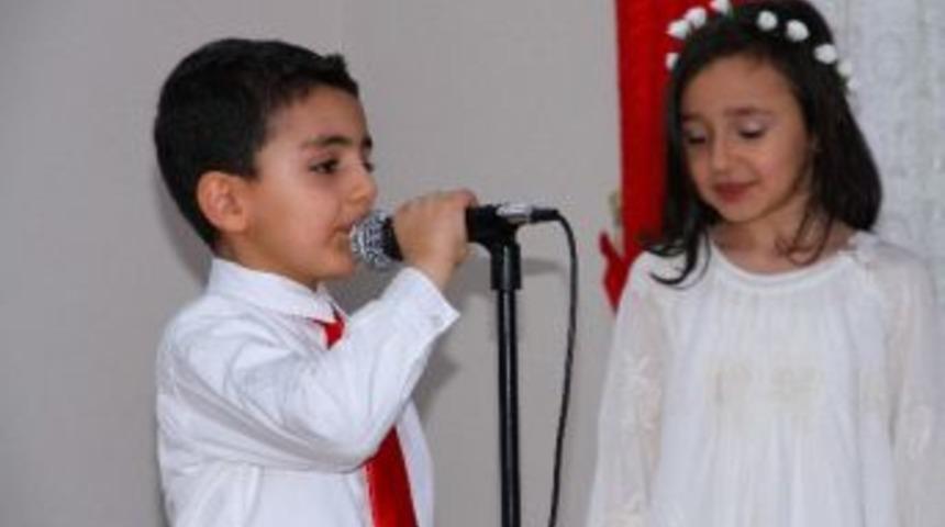 Okuma Pastası Kestiler