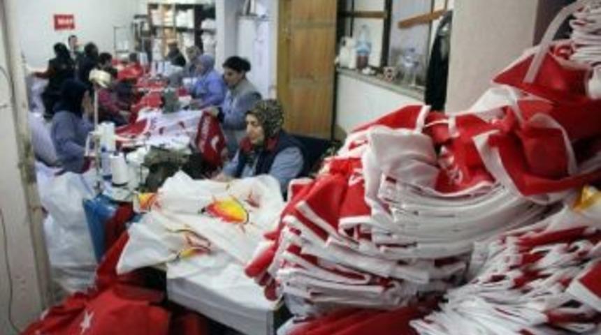 (&ouml;zel Haber) İktidar Ve Muhalefetin Bayrakları Aynı Fabrikadan &Ccedil;ıkıyor