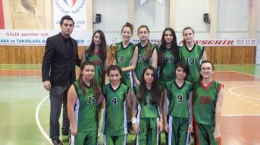 Yıldız Kız Ve Erkek Basketbol İl Birinciliği M&uuml;sabakaları Sona Erdi