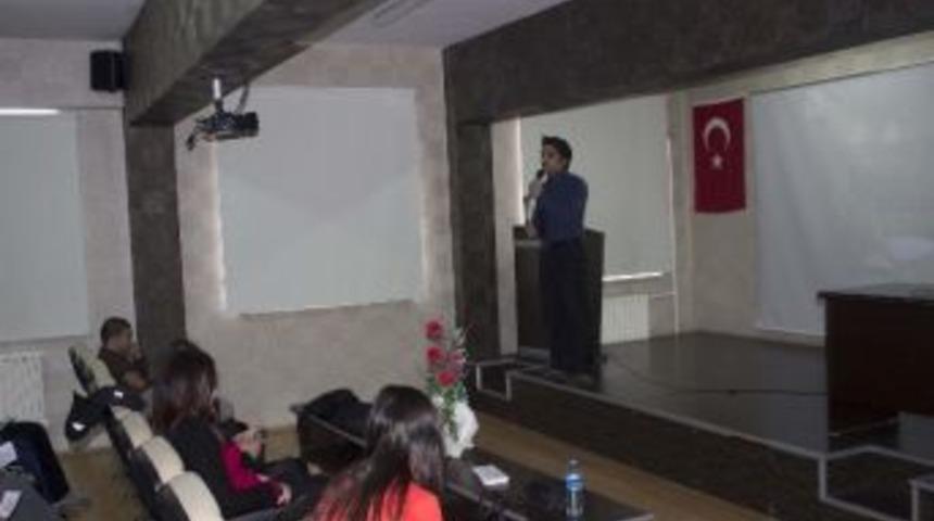 Erzurum&rsquo;daki Liselerde &ldquo;maddeye Değil Hayata Bağlan&rdquo; Semineri