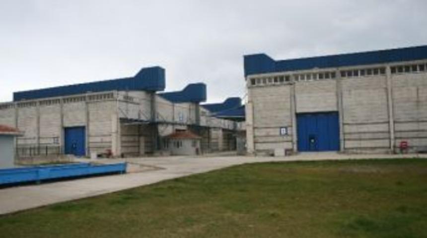 Lisanslı Depo, Kepenk İndiriyor