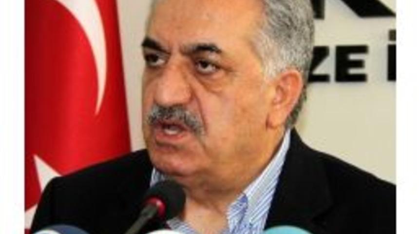 G&uuml;mr&uuml;k Ve Ticaret Bakanı Hayati Yazıcı: