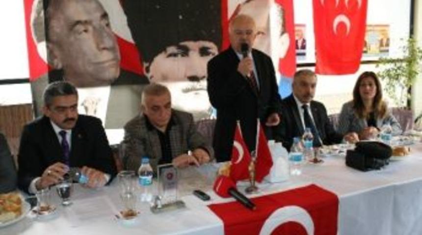 Mhp Muhtarlarla Bir Araya Geldi