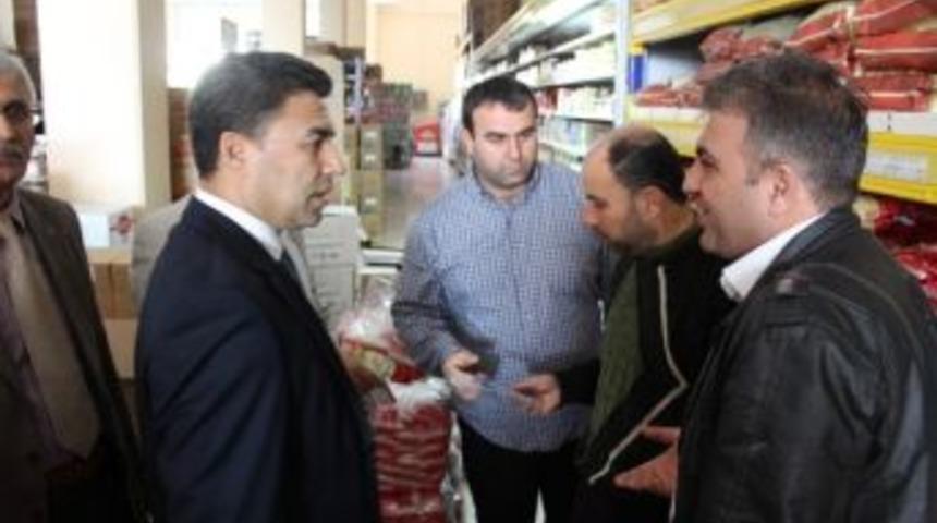 Ak Parti'li Sever Se&ccedil;im &Ccedil;alışmalarını S&uuml;rd&uuml;r&uuml;yor