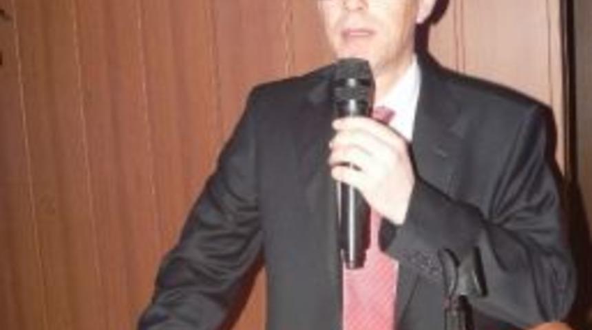 Ahmet &Uuml;nal G&uuml;ven Tazeledi