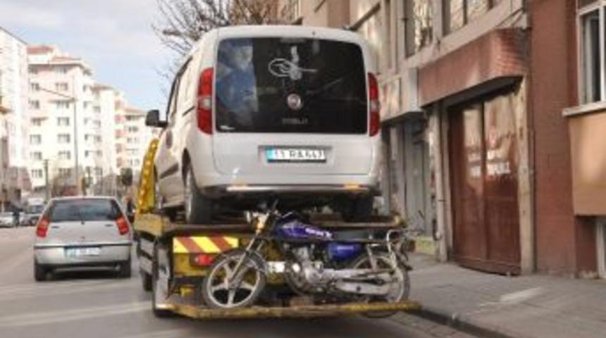 Polis Hatalı Park Eden S&uuml;r&uuml;c&uuml;leri Affetmedi