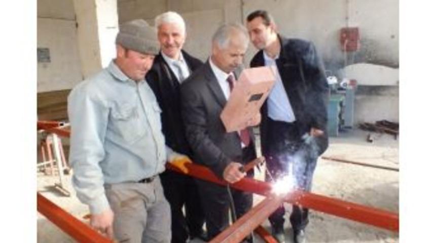 Yerel Se&ccedil;imlere Doğru