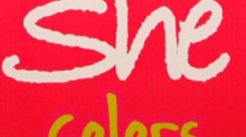 Hunca Şeker Gibi Makyaj &Uuml;r&uuml;nleri Sunacak