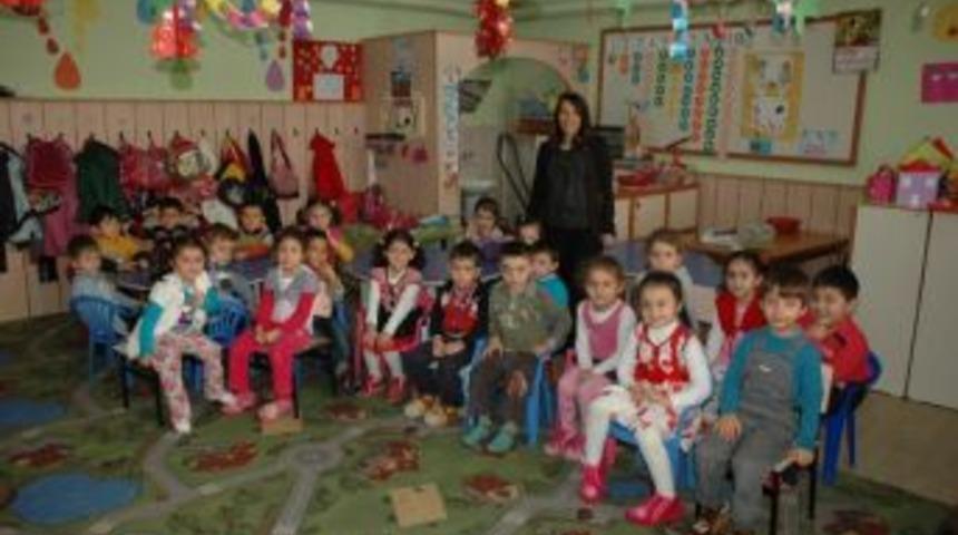 K&uuml;re Cumhuriyet İlkokulu'nda Karne Heyecanı