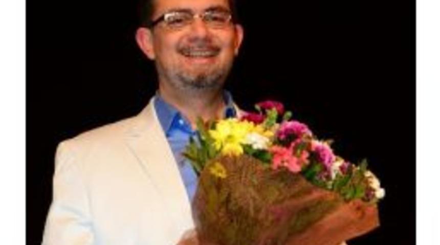 İbrahim Sadri H&uuml;z&uuml;nlendirdi