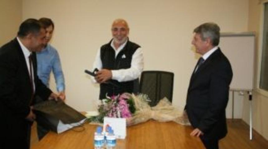 İşadamı G&ouml;k&ccedil;in Aras&rsquo;a Doğum G&uuml;n&uuml; S&uuml;rprizi