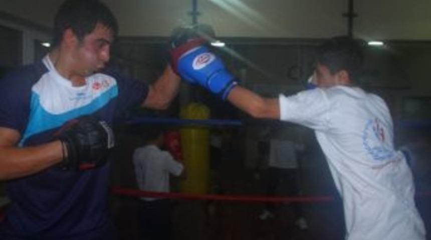 Ardahanlı Boks&ouml;rler İddialı