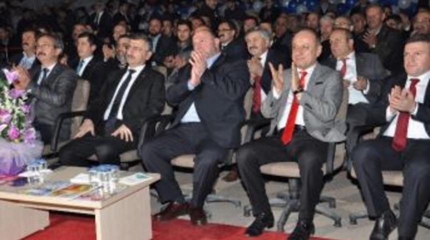 Dursun Ali Erzincanlı, Kastamonu&rsquo;da Sahne Aldı