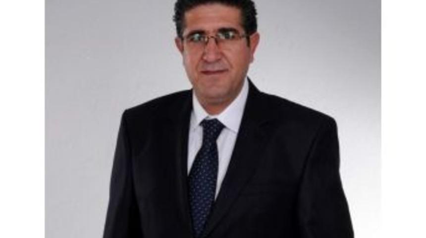 Muhtar Olursa Maaşınığ &Ouml;ğrencilere Burs Olarak Verecek