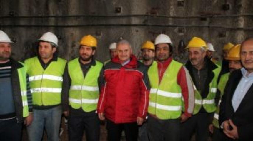 Binali Yıldırım: "vali Görevini Yaptı, Aziz Kocaoğlu Afra Tafra Yapmasın"