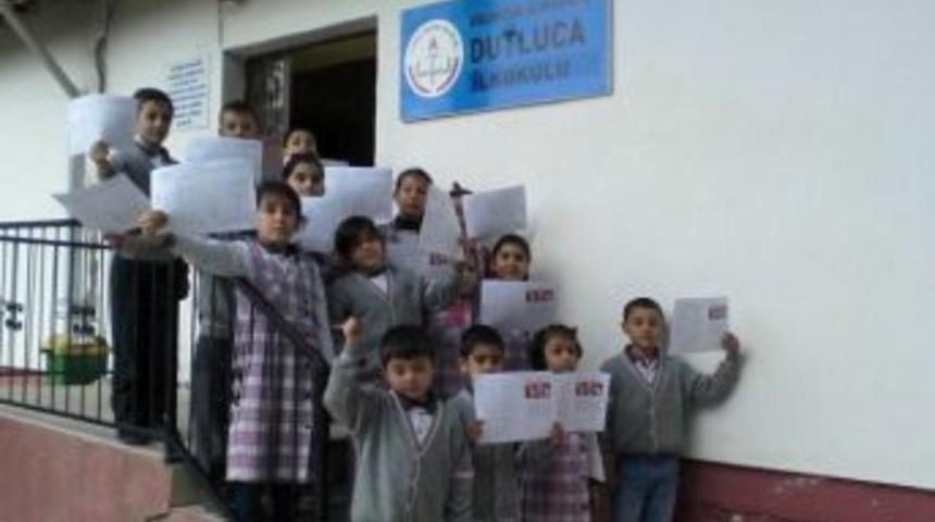 Dutluca’da Öğrencilerin Karne Sevinci