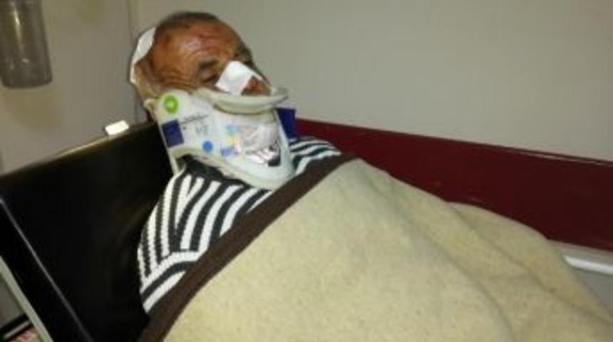 Taziye Yolunda Kaza: 3 Yaralı