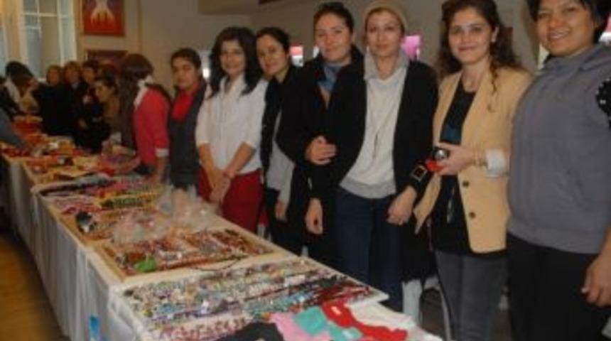 Fethiye&rsquo;de Koruma Altındaki Kızların Kermesi Yoğun İlgi G&ouml;rd&uuml;