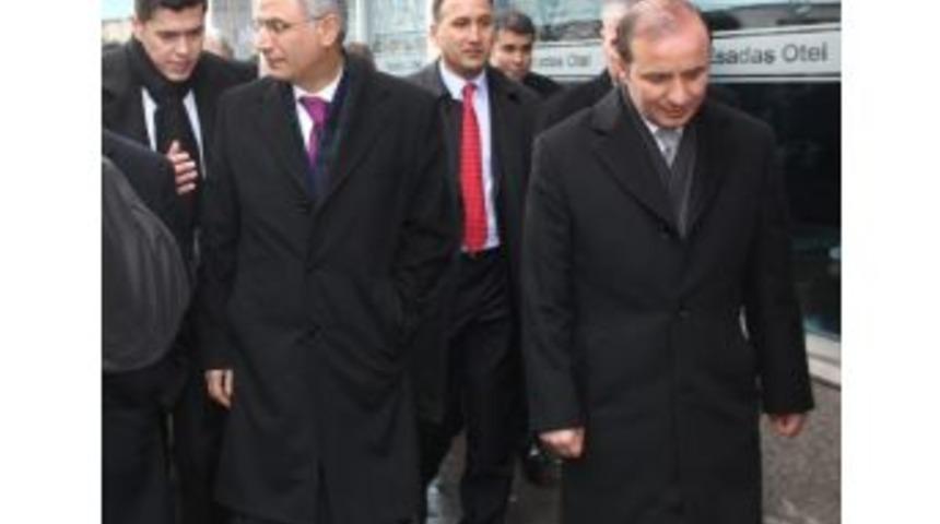 Bakan Ala, Erzurum&rsquo;da Esnafı Ziyaret Etti