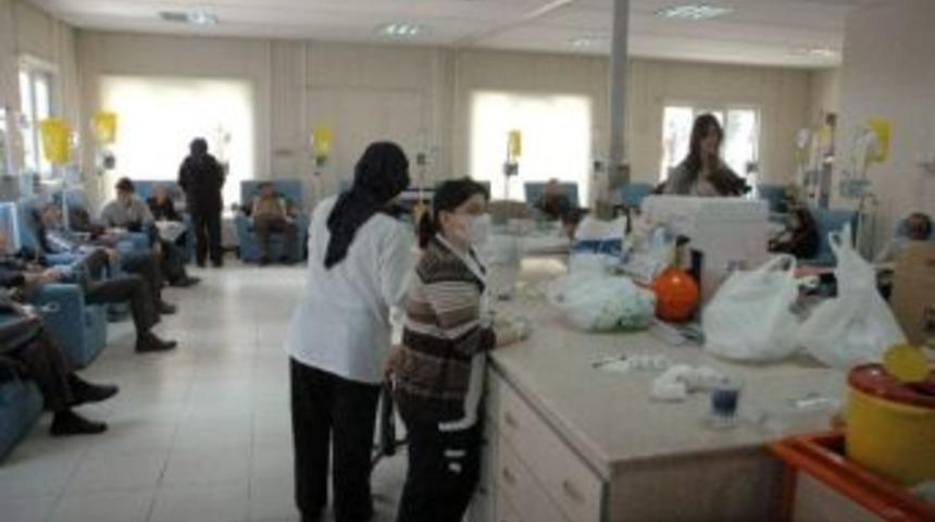 Hastaneden Kanser İla&ccedil;larını &Ccedil;alan Hırsızlar Serbest Bırakıldı