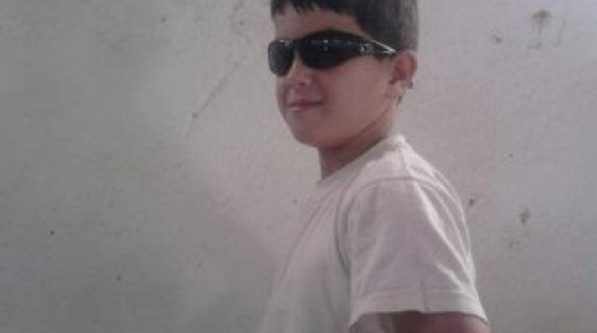 Bolvadin&rsquo;de Kimliği Belirsiz Aracın &Ccedil;arptığı &Ccedil;ocuk Hayatını Kaybetti