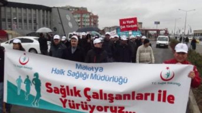 Sağlık &Ccedil;alışanları Sağlık İ&ccedil;in Y&uuml;r&uuml;d&uuml;