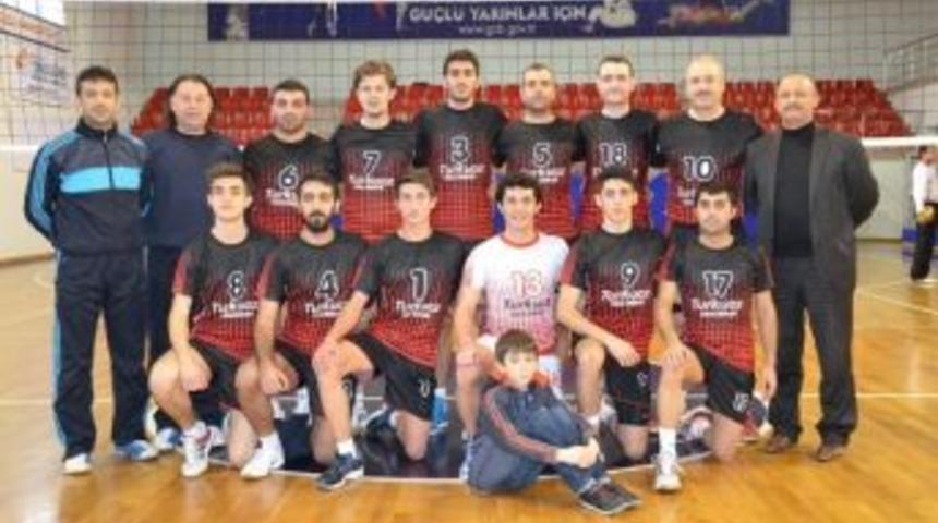 Adaspor Playofflara Kaldı