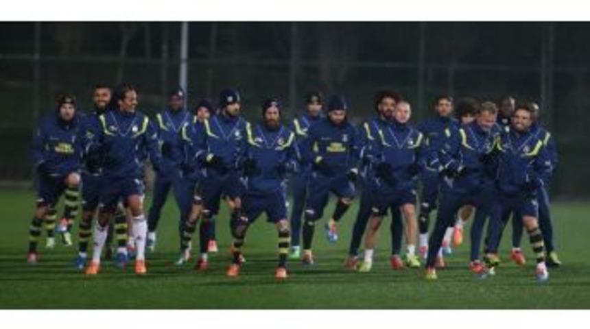 Fenerbah&ccedil;e, Torku Konyasspor Ma&ccedil;ı Hazırlıklarını Tamamladı