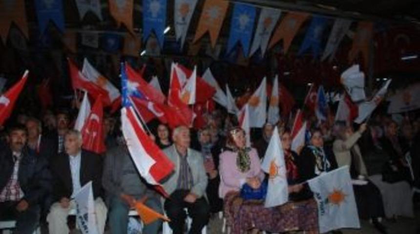 Bakan &Ccedil;avuşoğlu, Antalya&rsquo;da Aday Tanıtım Toplantısına Katıldı