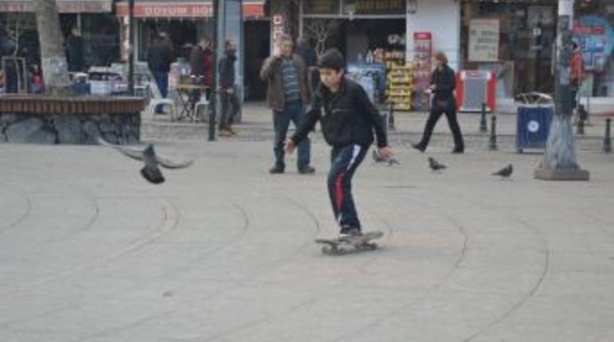 &Ccedil;orlu'da &Ouml;zel Kaykay Pistleri Yapılacak