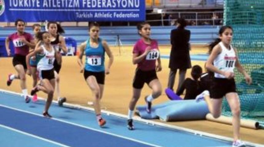 16 Yaş Altı T&uuml;rkiye Atletizm Şampiyonası Sona Erdi