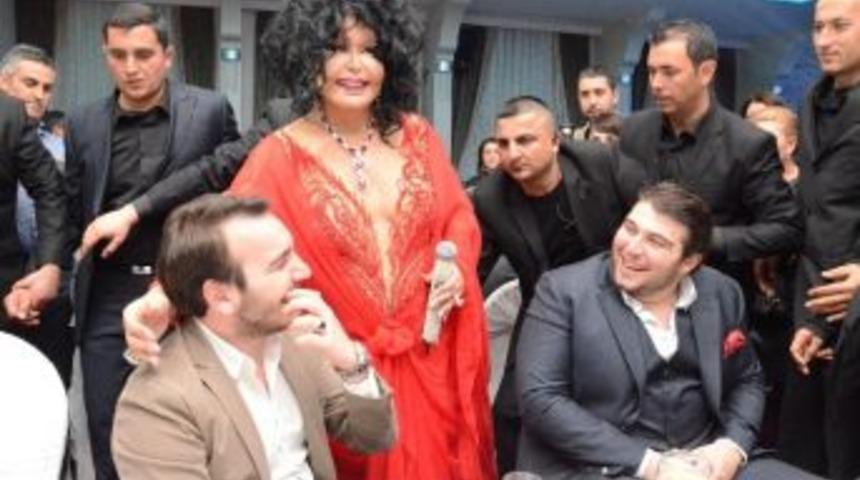 Diva Adanalılara Unutulmaz Bir Gece Yaşattı