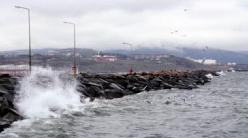 Bandırma'da İdo Seferleri İptal Edildi