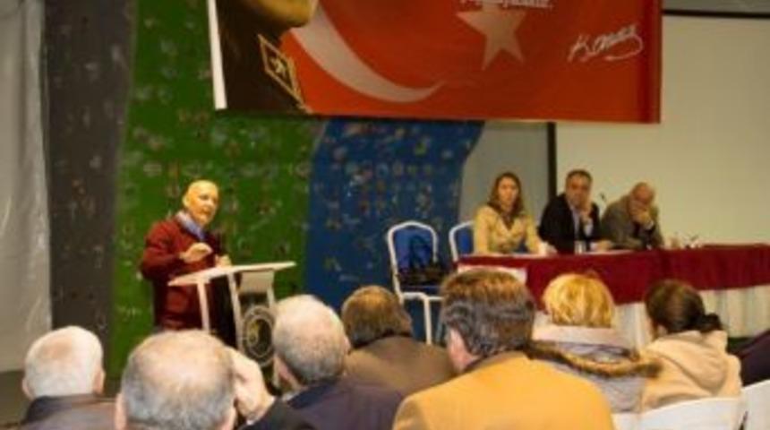 Başkan Altınok &Ouml;z, Deprem D&ouml;n&uuml;ş&uuml;m Derneği Onursal Başkanı Se&ccedil;ildi