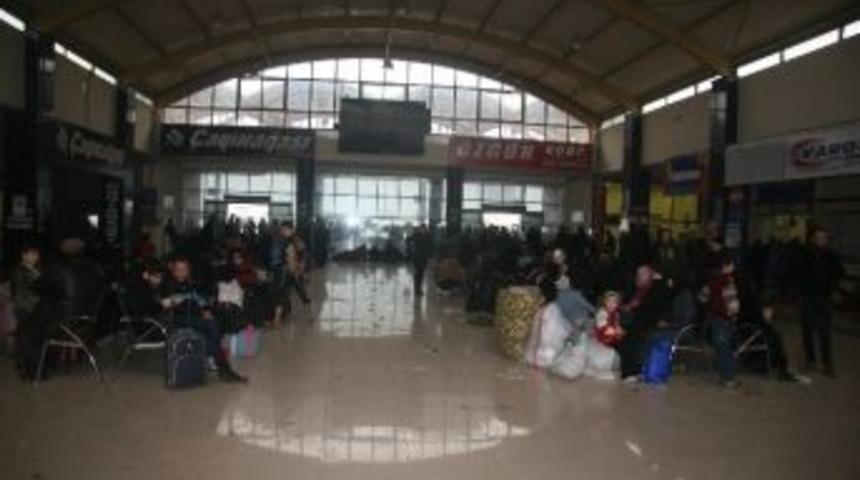 Otogarda Suriyeli Yoğunluğu
