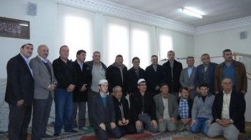 Perşembe'de Umre'ye Gidecekler İ&ccedil;in Program D&uuml;zenlendi