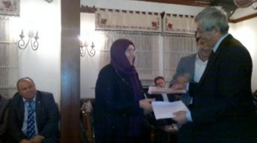 Eskişehirli Şair Rabia Barış&rsquo;a Bir &Ouml;d&uuml;l Daha