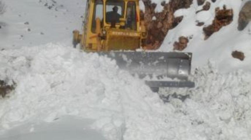 Adıyaman’da 36 Köy Yolu Ulaşıma Kapandı